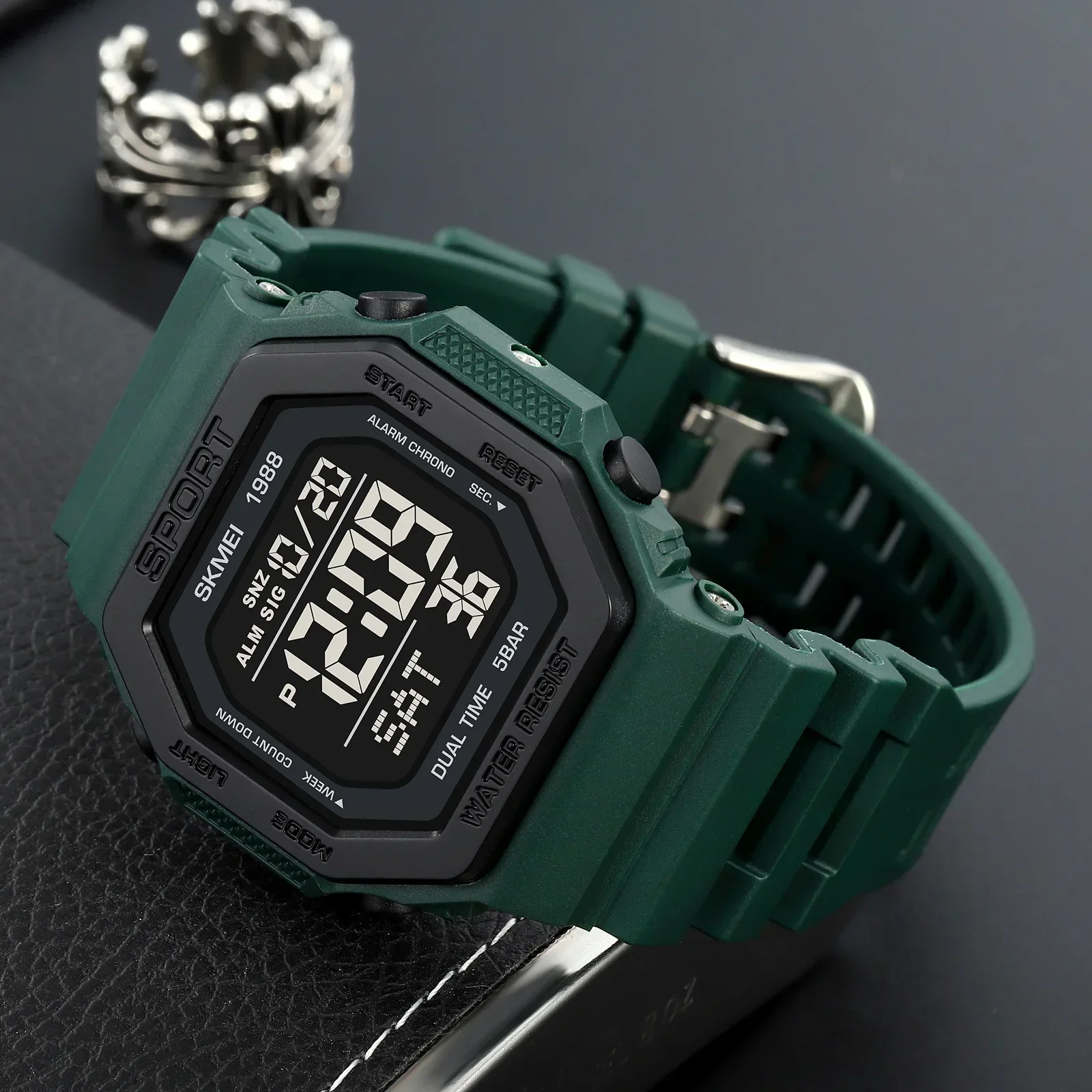 Skmei 1988 Men's Military Coun - đánh giá và giá Digital Timer Countdown